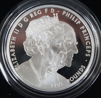 Lot 2053 - The Royal Mint, 2000 Queen Elizabeth The Queen...