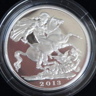 Lot 2053 - The Royal Mint, 2000 Queen Elizabeth The Queen...