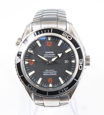 Lot 2603 - An Omega Seamaster Planet Ocean professional...