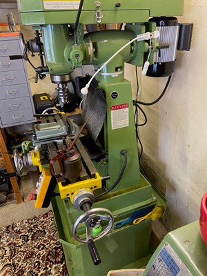 Lot 33 - A Warco VMC turret mill milling machine,...