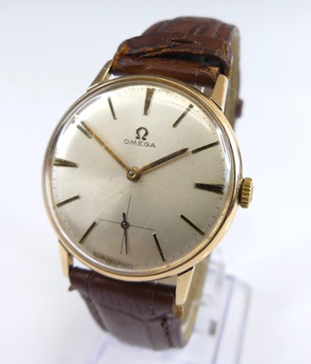 Lot 2728 - An Omega gent's 18ct gold cased manual wind...