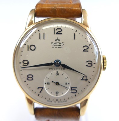 Lot 2729 - A Smiths Deluxe 9ct gold cased gent's manual...