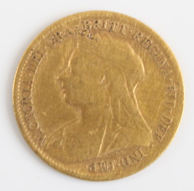 Lot 2409 - Great Britain, 1900 gold half sovereign,...