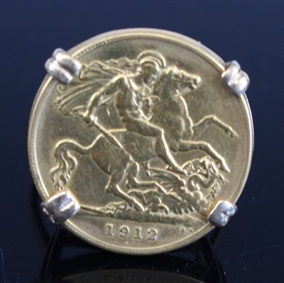 Lot 2414 - Great Britain, 1912 gold half sovereign,...
