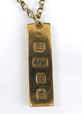 Lot 2769 - A modern 9ct gold pendant with assay for...