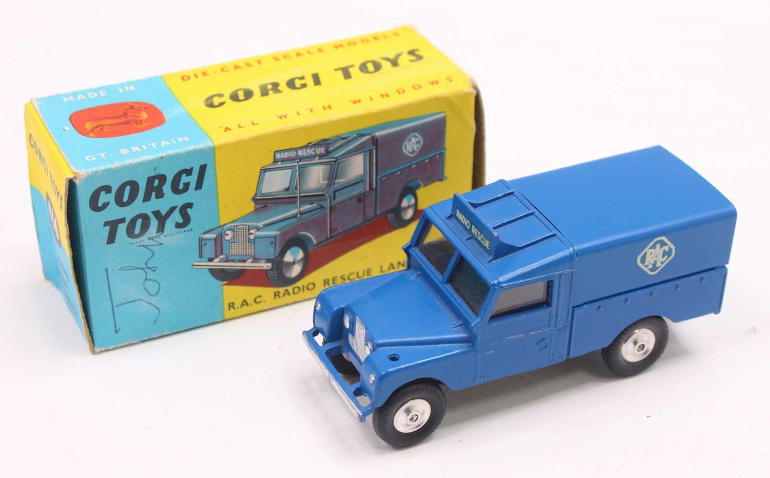 Lot 1397 - Corgi, 416 RAC radio rescue Land Rover, blue...
