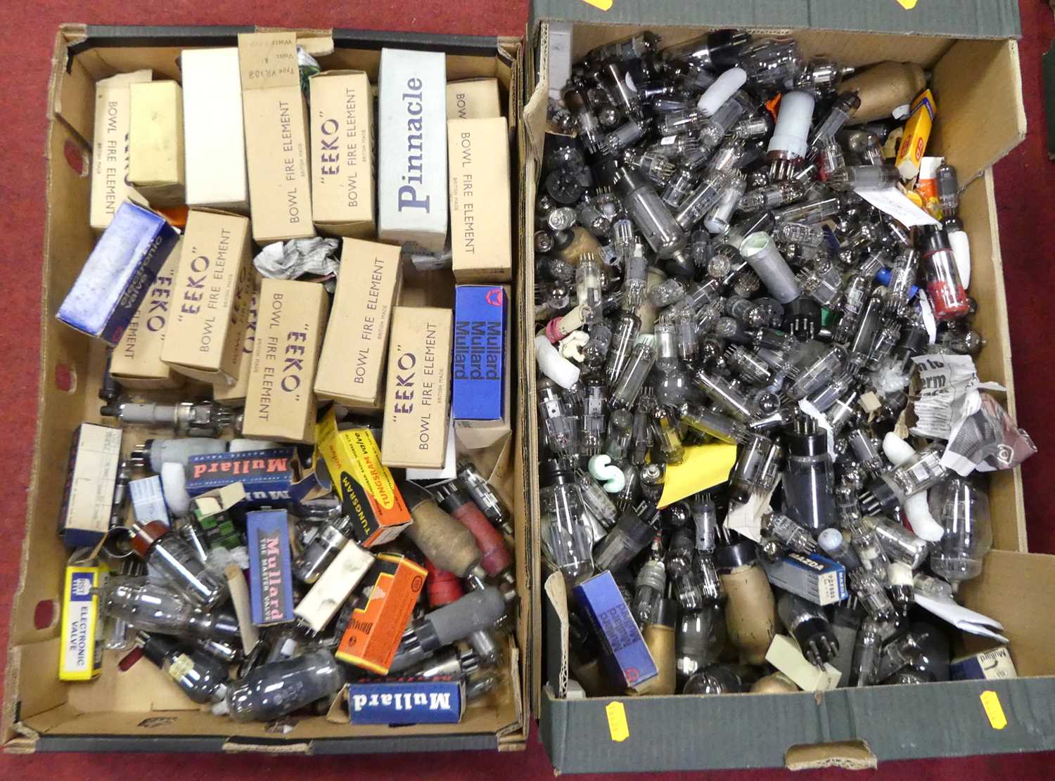 Lot 540 - A collection of vintage glass radio valves...