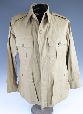 Lot 3372 - A collection of assorted WW II and later...