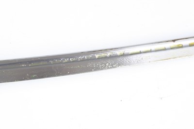 Lot 3423 - A WW II Japanese NCO shin gunto, having a 70cm...