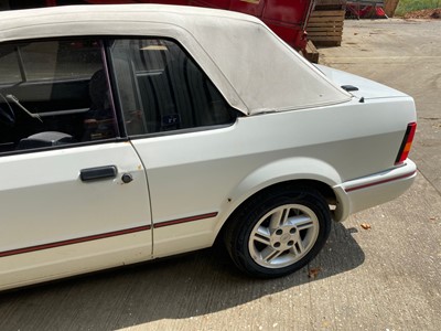 Lot 2918 - A 1989 Ford Escort XR3i Cabriolet. Reg No....