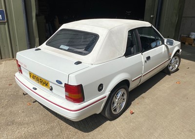 Lot 2918 - A 1989 Ford Escort XR3i Cabriolet. Reg No....