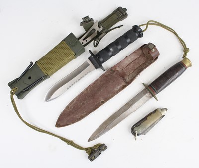 Lot 3472 - A Commando fighting knife, having a 16.5cm...