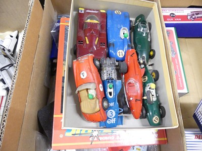 Lot 1512 - A quantity of mixed issue Scalextric and SCX...