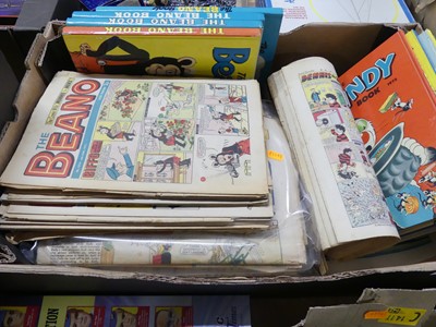 Lot 1539 - A collection of Beano and Topper magazines,...