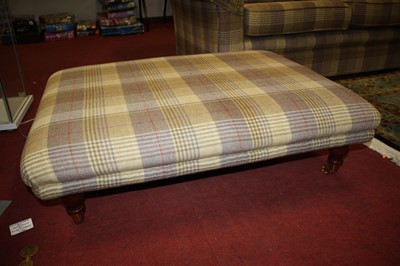 Lot 1182 - A Jayrest Interiors of Hadleigh chequer wool...