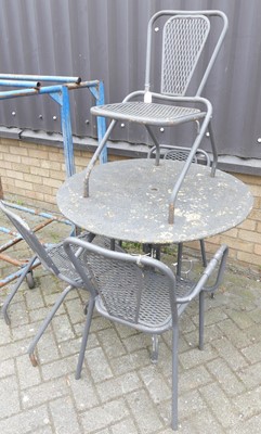 Lot 1461 - A tubular and mesh inset metal patio suite,...