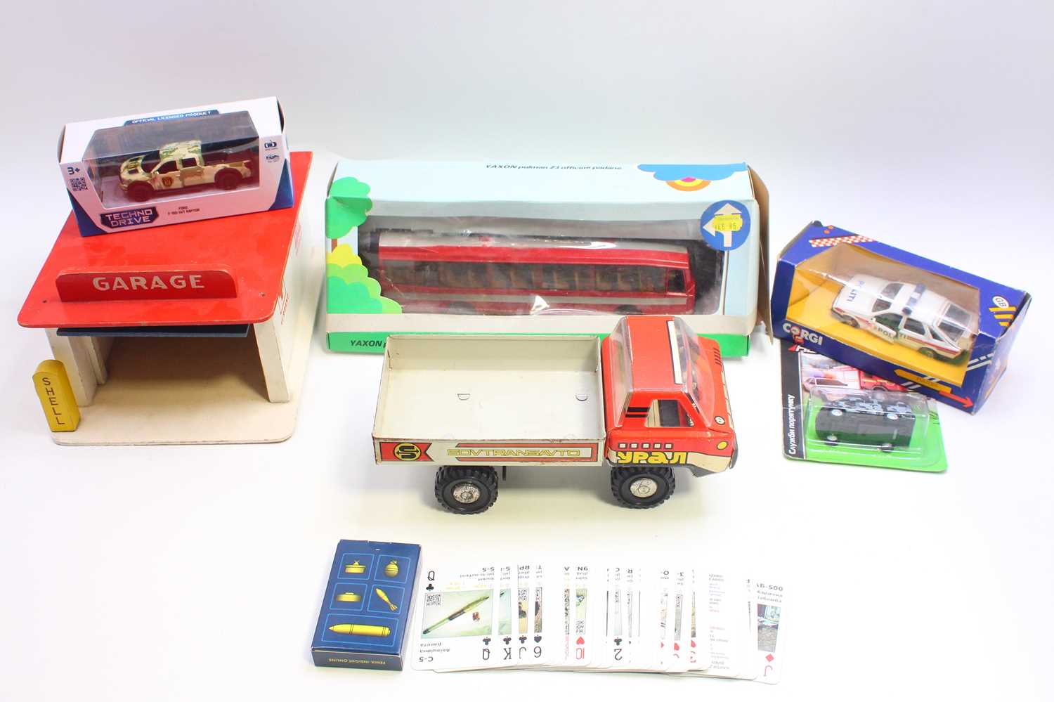 Lot 1881 - Collection of mixed Toys and Models to include...