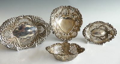 Lot 250 - Four turn of the century Birmingham silver...