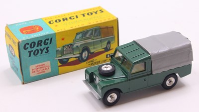 Lot 1636 - Corgi Toys No. 438 Land Rover 109WB in green,...