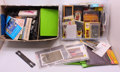 Lot 544 - Two boxes containing various N gauge track...