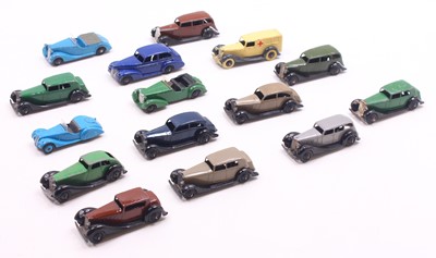Lot 1381 - Dinky Toys group of 15 loose and playworn...