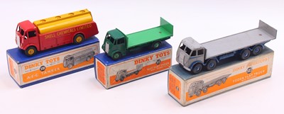Lot 1305 - Dinky Toys group of 3 haulage diecasts to...
