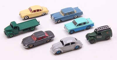Lot 1293 - Dinky Toys group of 6 loose diecasts to...