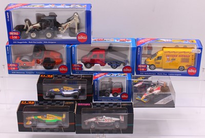 Lot 2035 - Siku and Onyx collection of Boxed 1/50 and...