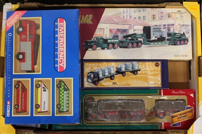Lot 613 - Tray of mixed Corgi modern issue diecast to...
