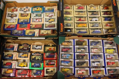 Lot 608 - 5 trays of mixed modern issue diecast to...