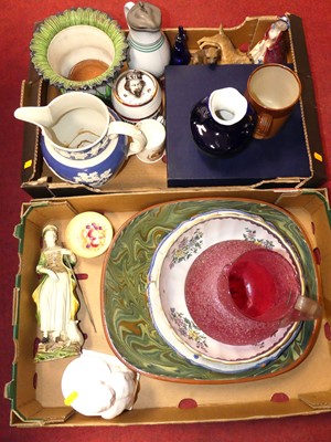 Lot 77 - A collection of ceramics and glass, to include...