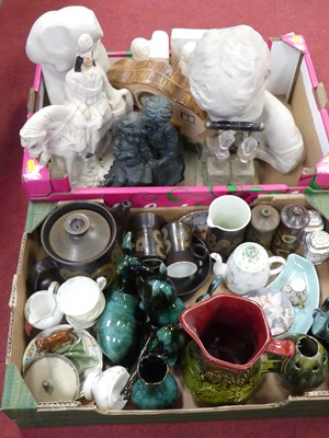 Lot 163 - A collection of ceramics, to include a moulded...