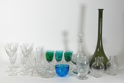 Lot 553 - A collection of 19th century and later glass,...
