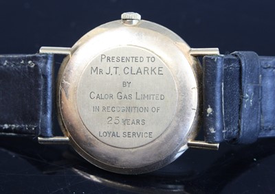 Lot 368 - A gent's Omega Geneve 9ct gold cased manual...