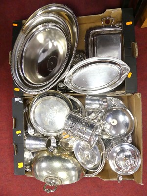 Lot 246 - A collection of silver plated wares, to...