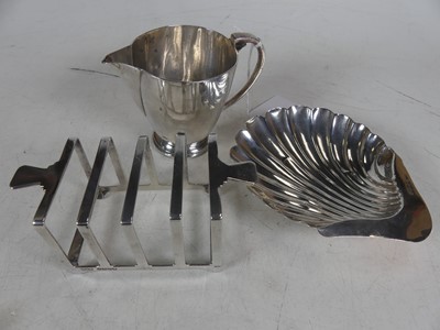 Lot 278 - A George V Britannia Standard silver cream jug,...
