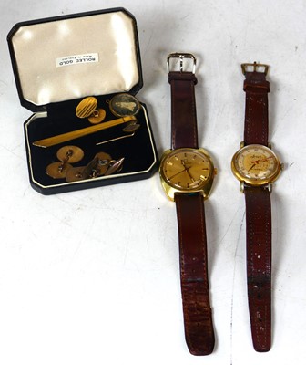 Lot 434 - A Zenith gold plated gents wrist watch circa...