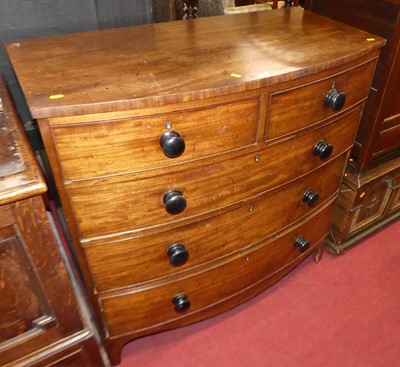 Lot 1272 - A Regency mahogany bowfront chest of drawers,...