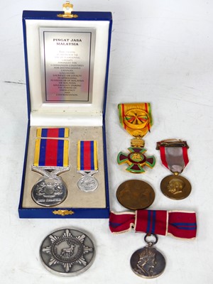 Lot 458 - A collection of reproduction medals to include...