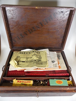 Lot 463 - A collection of Meccano, to include a Magic...