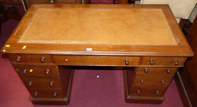 Lot 1341 - A Victorian mahogany and gilt tooled tan...