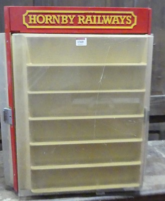 Lot 1360 - A Hornby Railways triangular revolving trade...