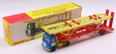 Lot 1124 - Dinky Toys No. 974 AEC Hoyner car transporter...
