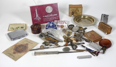 Lot 380 - A collection of items to include various...