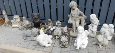 Lot 1471 - Assorted modern concrete garden ornaments, to...