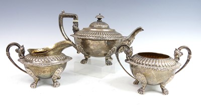 Lot 2188 - An Edwardian silver three-piece tea set,...