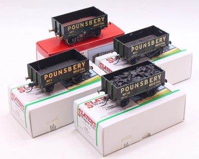 Lot 190 - Four Slaters plastic 0 Gauge 7mm scale wagons,...