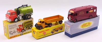 Lot 1370 - Dinky Toys group of 3 diecasts to include; No....