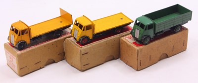Lot 1323 - Dinky Toys group of 3 haulage diecasts to...