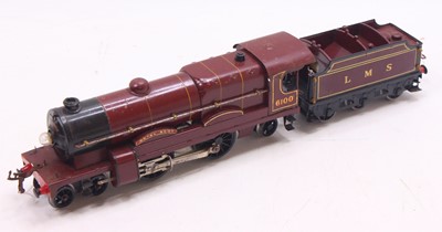 Lot 110 - 1933-6 Hornby 0-gauge E36, 6v 4-4-2 loco &...